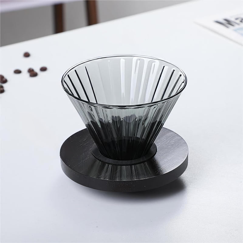 JIKANNOYA コーヒードリッパー ハンドドリップセット コーヒーサーバー 割れない 高ホウ素シリカガラス材料 耐熱ガラス 直火対応 耐寒性 クルミ材 ドリッパー 透明 電子レンジ·食洗機対応 コーヒー用品 使いやすい 洗いやすい 多用途 家用 喫茶店 1~4杯用 500ml グレー