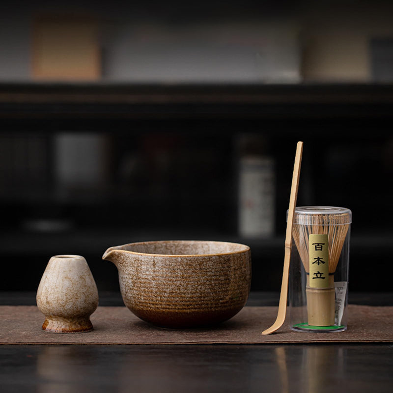 JIKANNOYA 抹茶セット 茶道具 初心者 自宅用 お点前セット 4点セット 茶杓 茶筅 茶せん 百本立 茶筅立て くせ直し 抹茶篩 綿茶巾 陶器茶杓立て お手入れも簡単 母の日 父の日 誕生日 贈り物 おしゃれ AQCJ53