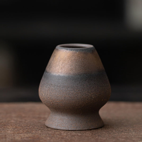 JIKANNOYA 抹茶セット 茶道具 初心者 自宅用 お点前セット 4点セット 茶杓 茶筅 茶せん 百本立 茶筅立て くせ直し 抹茶篩 綿茶巾 陶器茶杓立て お手入れも簡単 母の日 父の日 誕生日 贈り物 侘寂 レトロ 鎏金 AQCJ49
