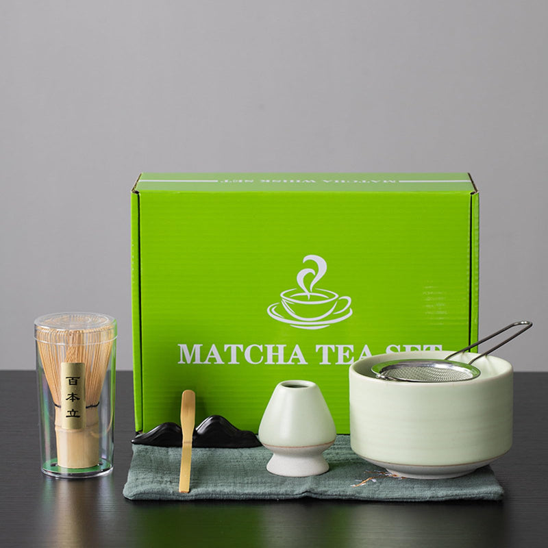 JIKANNOYA 抹茶セット お点前セット 4点セット 陶磁器茶碗 茶杓 茶筅 茶せん 百本立 陶磁器茶筅立て くせ直し 抹茶篩 綿茶巾 陶磁器茶杓立て 茶道具 セット 初心者 抹茶スターター おうち時間グッズ お手入れも簡単 母の日 父の日 誕生日 贈り物 450ml