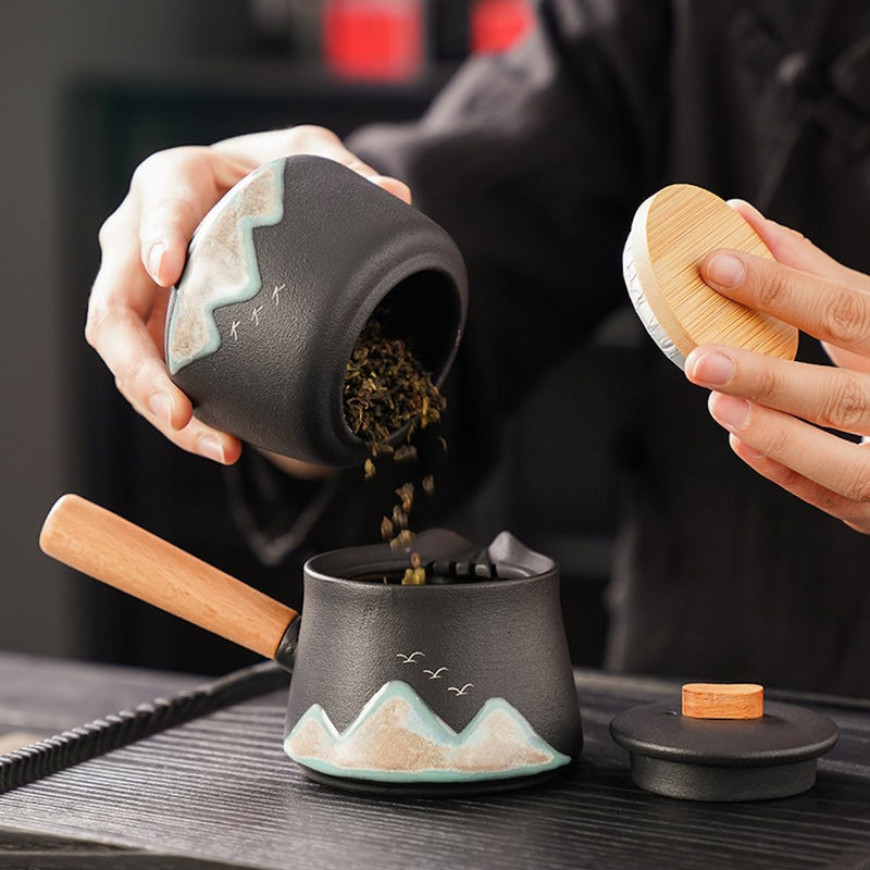 JIKANNOYA 中国茶器セット 茶器 茶具 陶器 急須 湯呑み お茶缶 セット 携帯 台湾茶器 旅行ティーセット 茶の入れ 携帯用茶具 車載旅行茶器セット 収納ボックス付き 初心者 芸術 高級 おしゃれ 軽量 お出かけ用 旅行 お手入れも簡単 母の日 父の日 誕生日 贈り物 AQZGCJ08