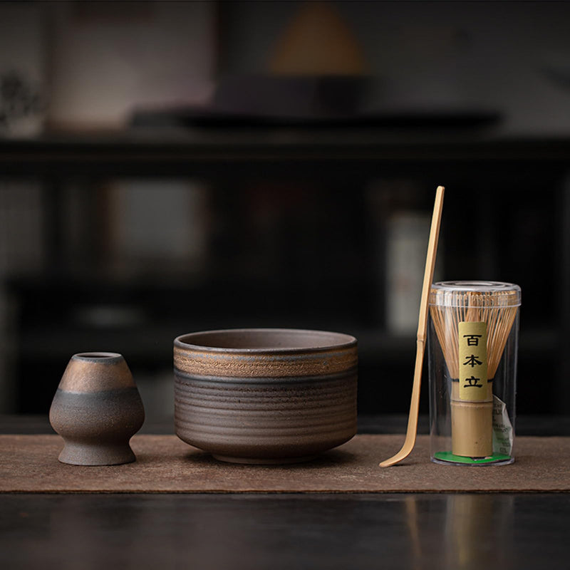 JIKANNOYA 抹茶セット 茶道具 初心者 自宅用 お点前セット 4点セット 茶杓 茶筅 茶せん 百本立 茶筅立て くせ直し 抹茶篩 綿茶巾 陶器茶杓立て お手入れも簡単 母の日 父の日 誕生日 贈り物 侘寂 レトロ 鎏金 AQCJ49