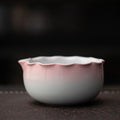抹茶茶碗(グレイッシュピンク（マルチフラワー)