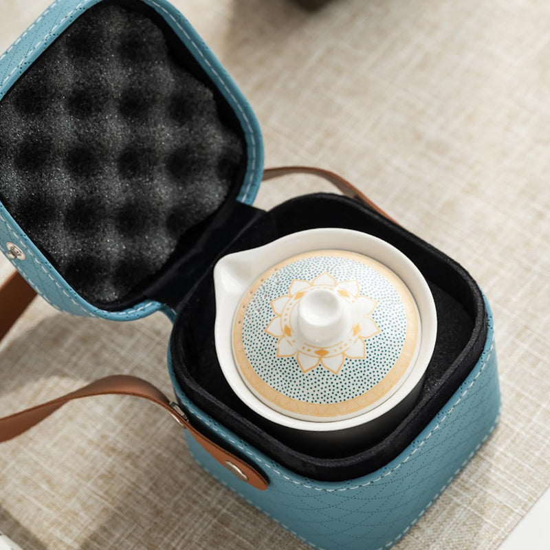 JIKANNOYA 中国茶器セット 茶器 茶具 磁器 湯呑み 急須 セット 携帯 台湾茶器 旅行ティーセット 茶の入れ 携帯用茶具 車載旅行茶器セット 収納バッグ付き 初心者 高級 おしゃれ 軽量 お出かけ用 旅行 お手入れも簡単 母の日 父の日 誕生日 贈り物 AQZGCJ05