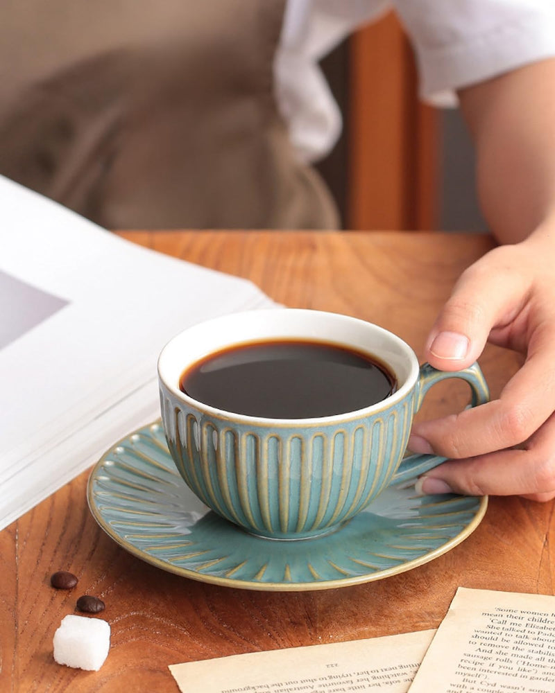 コーヒーカップ 陶器 ソーサー セット セラミック カップアンドソーサー ティーカップ 電子レンジ 食洗機対応 コーヒー 珈琲 お茶 ティー 高級 レトロ おしゃれ ソーサー付き 自宅用 カフェ食器 喫茶店 業務用 結婚祝い ギフト KFB01N