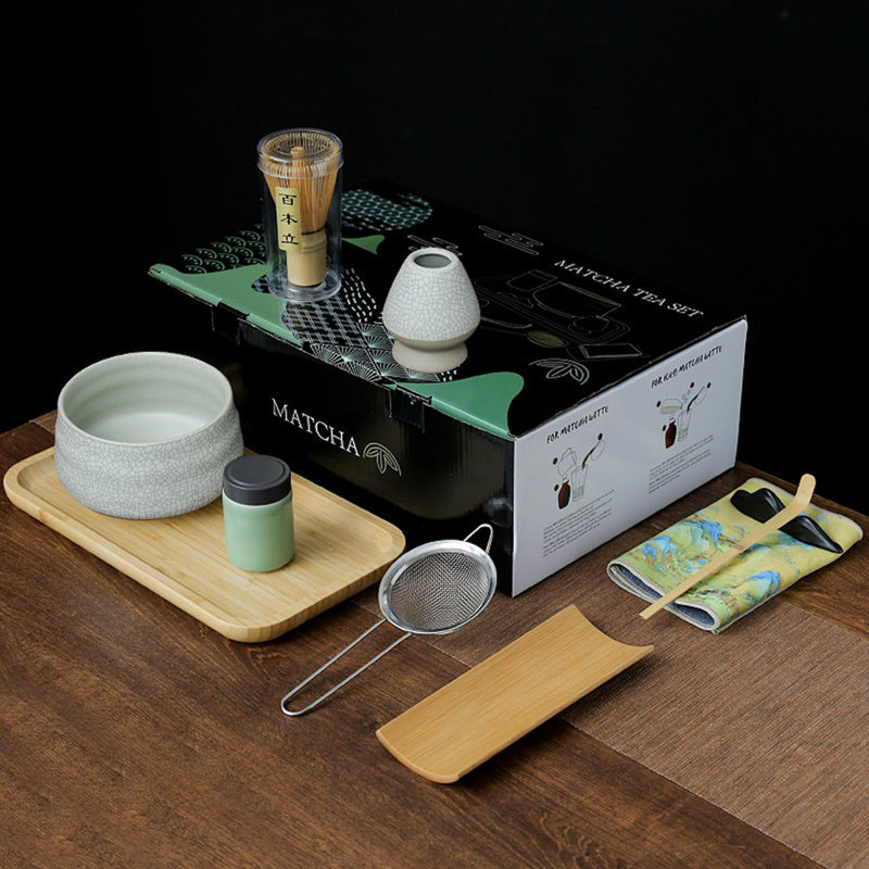 JIKANNOYA 抹茶セット 初心者 10点セット お点前セット 陶磁器茶碗 お茶缶 茶杓 茶杓立て 茶せん 百本立 茶筅立て くせ直し 綿茶巾 茶巾立て 抹茶篩 竹茶盤 茶道具 茶道 セット お手入れも簡単 母の日 父の日 誕生日 贈り物 470ml