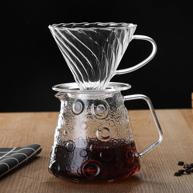 JIKANNOYA コーヒードリッパー ハンドドリップセット コーヒーサーバー 割れない 高ホウ素シリカガラス材料 耐熱ガラス 直火対応 耐寒性 クルミ材 ドリッパー 透明 電子レンジ·食洗機対応 コーヒー用品 使いやすい 洗いやすい 多用途 家用 喫茶店 1~4杯用 700ml