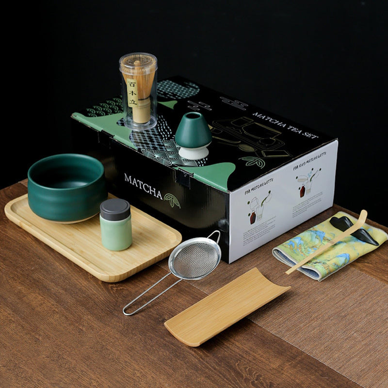 JIKANNOYA 抹茶セット 初心者 10点セット お点前セット 陶磁器茶碗 お茶缶 茶杓 茶杓立て 茶せん 百本立 茶筅立て くせ直し 綿茶巾 茶巾立て 抹茶篩 竹茶盤 茶道具 茶道 セット お手入れも簡単 母の日 父の日 誕生日 贈り物 470ml