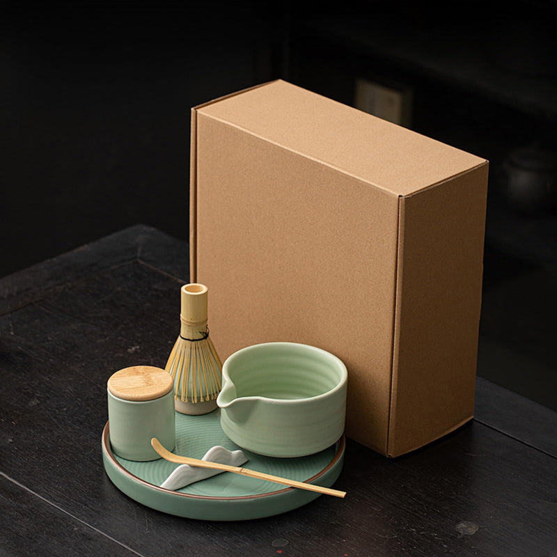 JIKANNOYA 茶道具 セット 抹茶セット お点前セット 7点セット 茶筅 茶せん 百本立 茶筅立て くせ直し 茶杓 陶器茶杓立て 茶筒 陶器トレイ付き 初心者 高級感 抹茶スターター おうち時間グッズ お手入れも簡単 母の日 父の日 誕生日 贈り物 CJ128