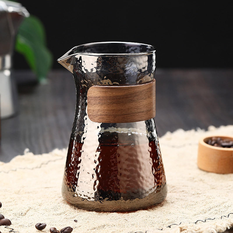 JIKANNOYA コーヒーサーバー 割れない コーヒー サーバー 高ホウ素シリカガラス 耐熱ガラス 直火対応 耐寒性 クルミ材 コーヒーポット 透明 割れないコーヒーサーバー 電子レンジ 食洗機対応 コーヒー用品 使いやすい 洗いやすい 多用途 家用 喫茶店 1~3杯用 500ml