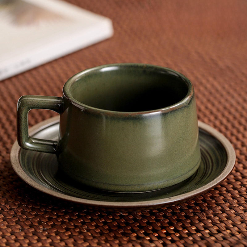 JIKANNOYA コーヒーカップ 陶器 ソーサー セット セラミック カップアンドソーサー ティーカップ 電子レンジ 食洗機対応 コーヒー 珈琲 お茶 ティー 高級 レトロ おしゃれ ソーサー付き 自宅用 カフェ食器 喫茶店 業務用 結婚祝い ギフト KFB04